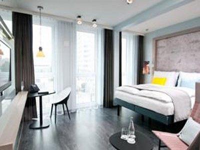 Отель Indigo Berlin-alexanderplatz, An Ihg 4*