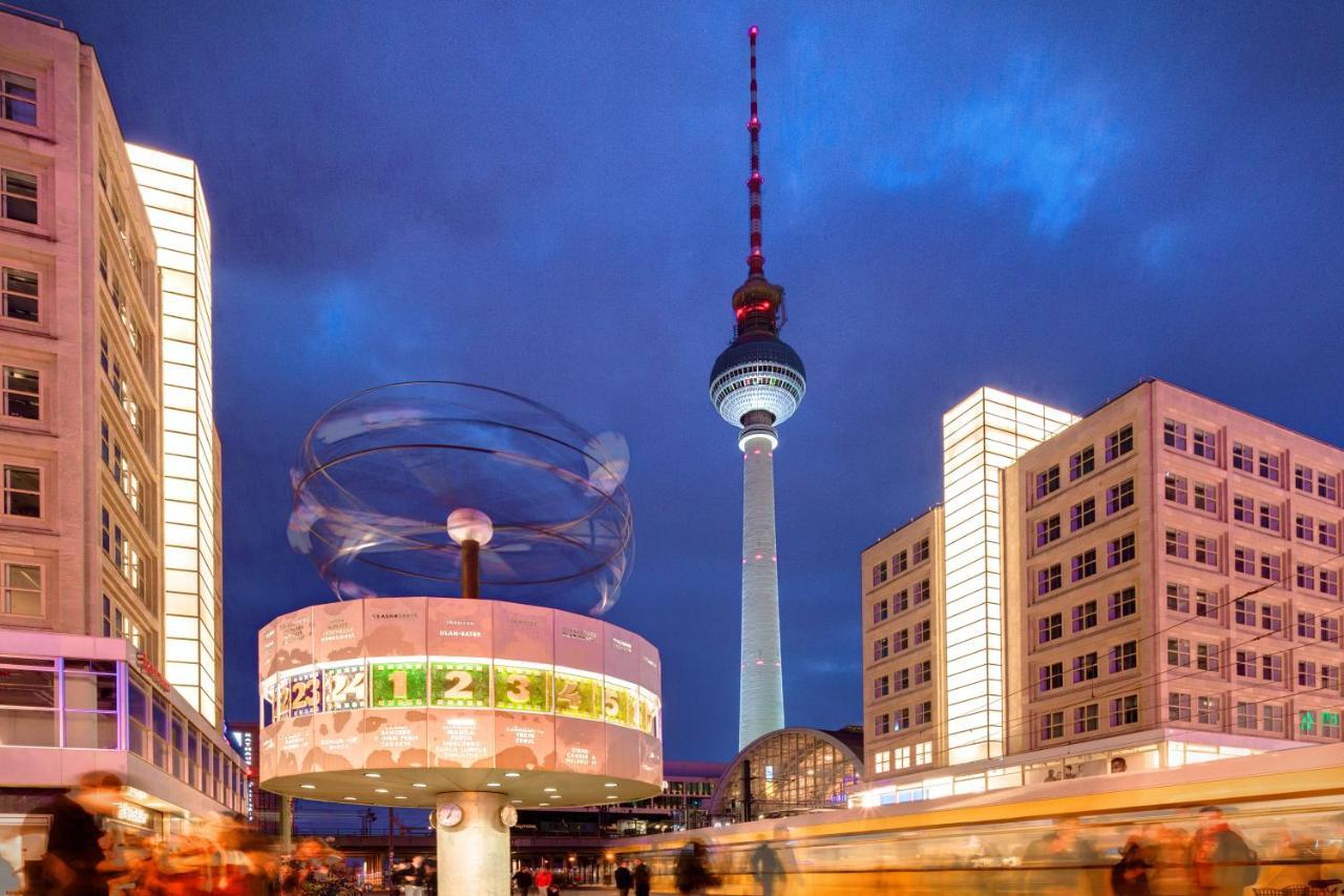 Отель Indigo Berlin-alexanderplatz, An Ihg